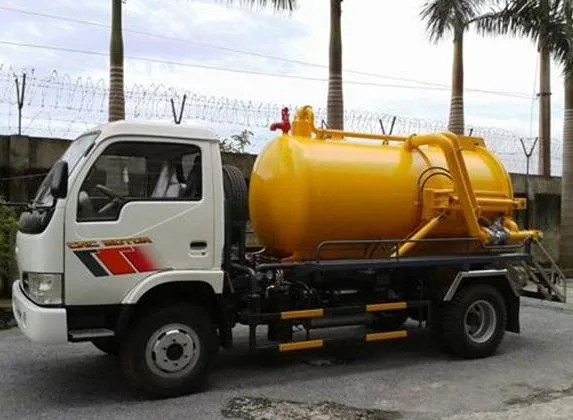 xe hút bể phốt 4 khối tại Hà Nội