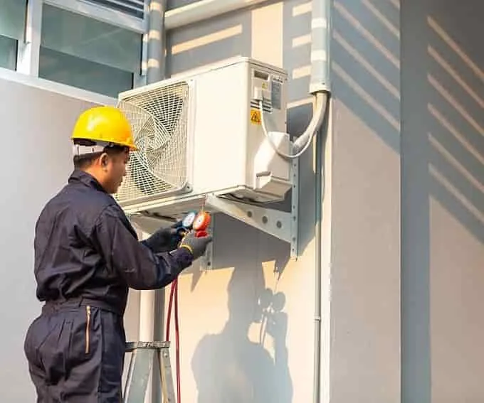 Sửa điều hoà tại hà nội và hồ chí minh