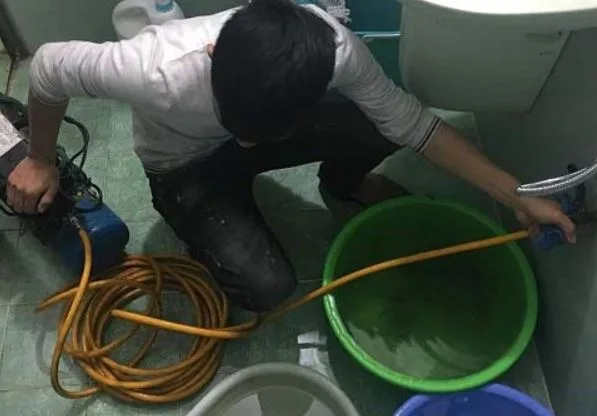 Thợ thông cống nghẹt giá rẻ tại Hồ Chí Minh