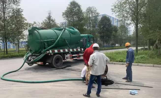 hút bể phôt tại hà nộ giá rẻ